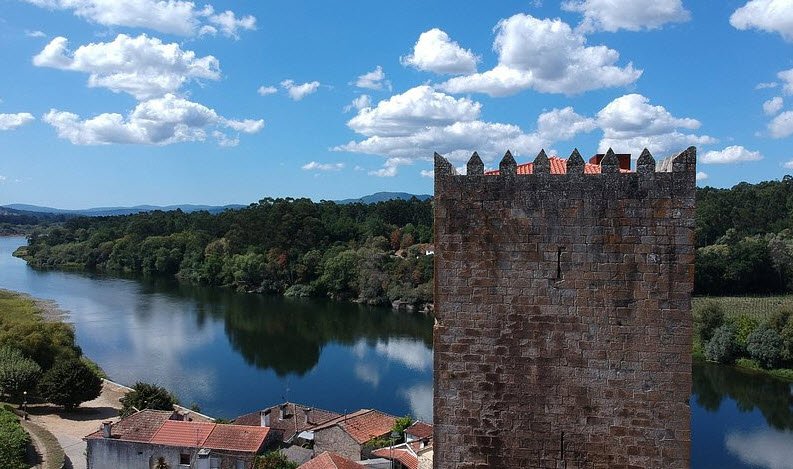 Torre de Lapela, Portugal